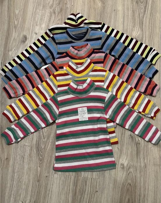 Гольф в полоску дитячий.