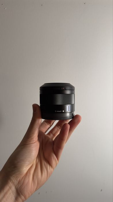 Sony Zeiss 35mm f2.8 ZA
