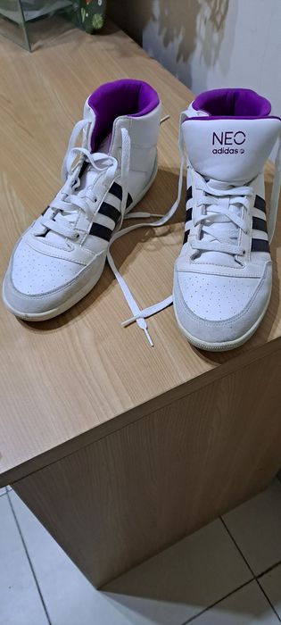 Ténis adidas semi-novos