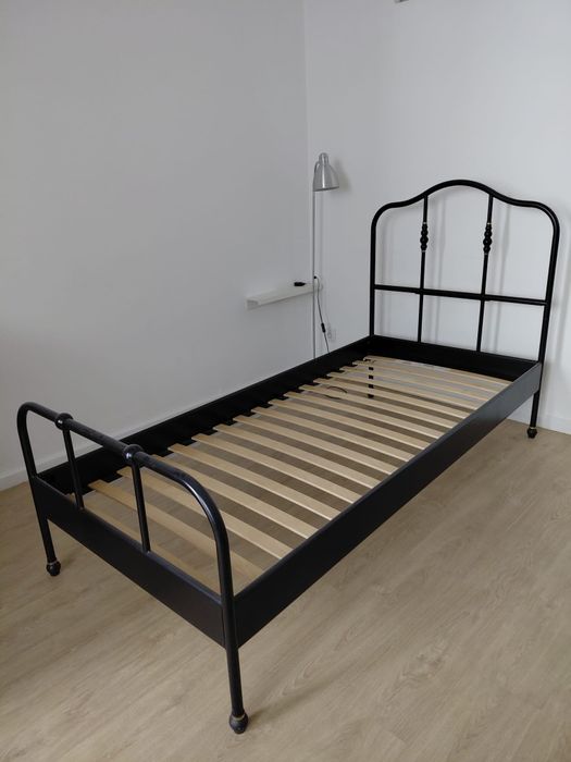 Cama solteiro IKEA