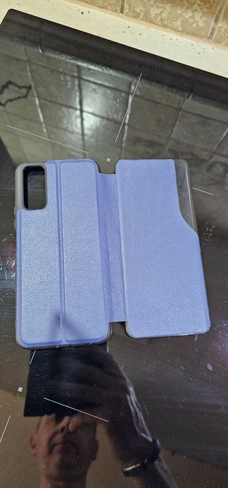 Telefon Vivo Y11S z futerałem