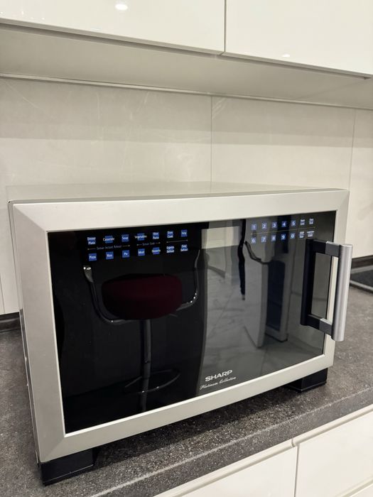 Микроволновая печь Sharp R-580D