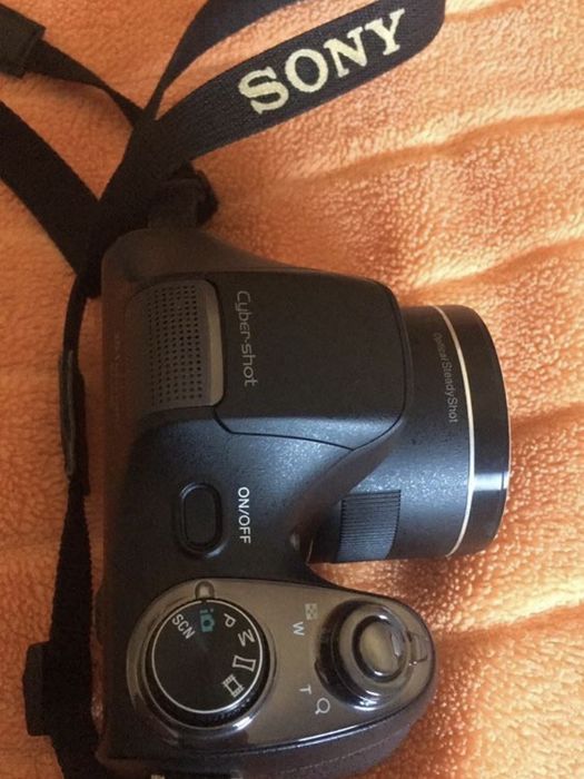 Sony Dsc-H300B-20 MP