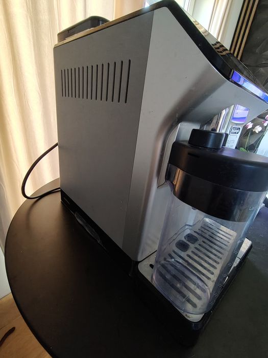Ekspres ciśnieniowy DeLonghi