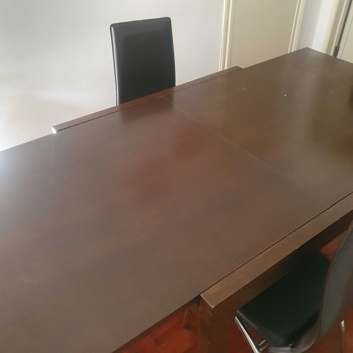 Mesa de Jantar Extensível (OFERTA: 4 Cadeiras)