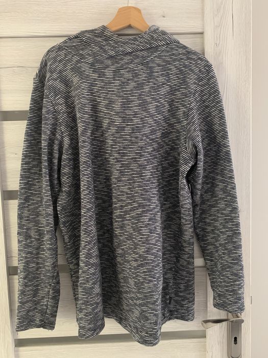 Bluza damska z kapturem