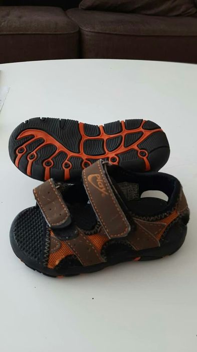 Сандаліки розмір 23 устілка 13 см фірмові