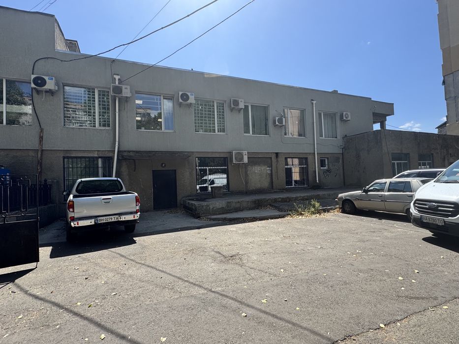 Продаж приміщення пр. Центальний