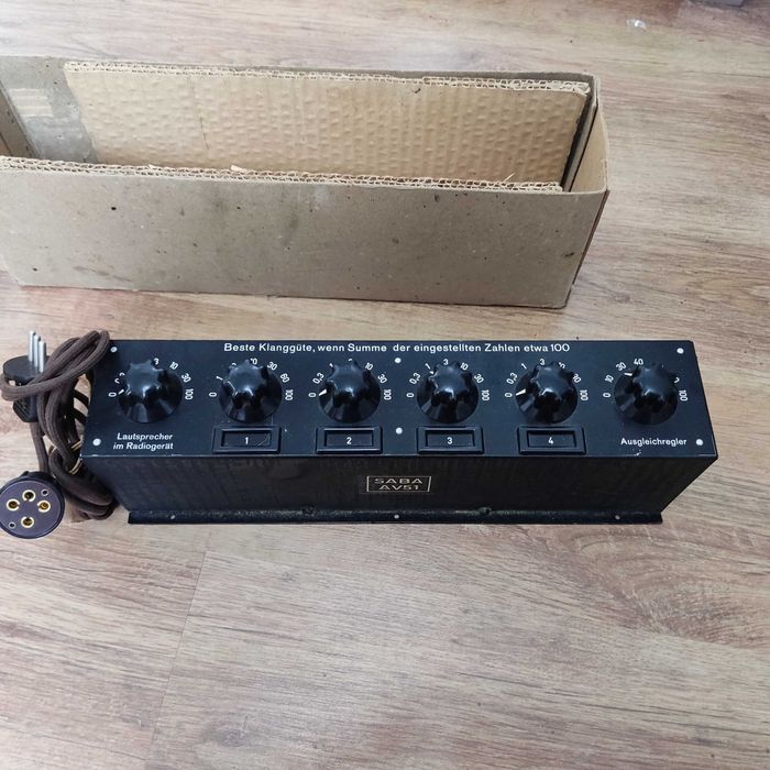 rozdzielacz audio głośników Saba AV51