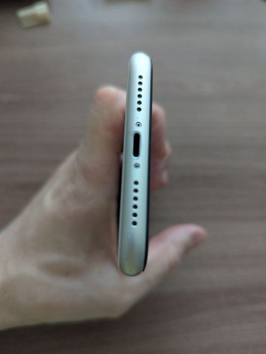 Iphone 11 на 128gb