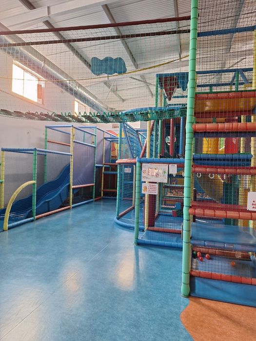 Playground como novo
