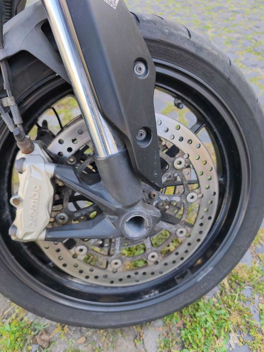 Ducati Hypermotard 821  (Modelo 2013-15) Revisao total efectuada com fatura