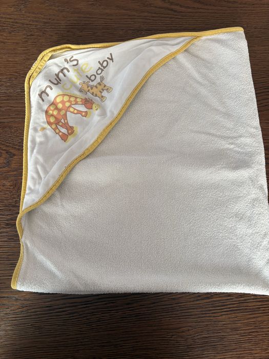 Ręcznik kąpielowy niemowlęcy
