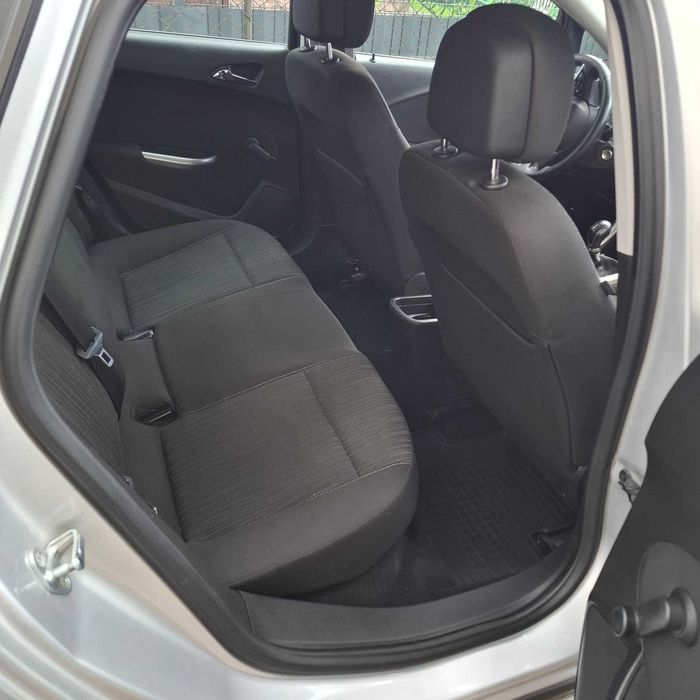 Samochód Opel Astra J