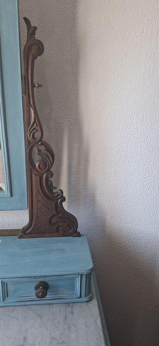 Móvel de quarto antigo