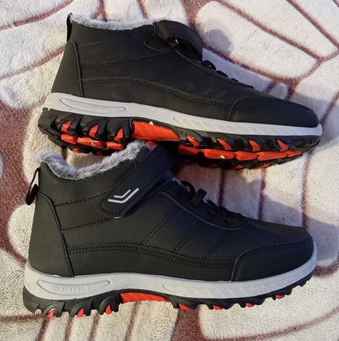 Зимові черевики для чоловіків