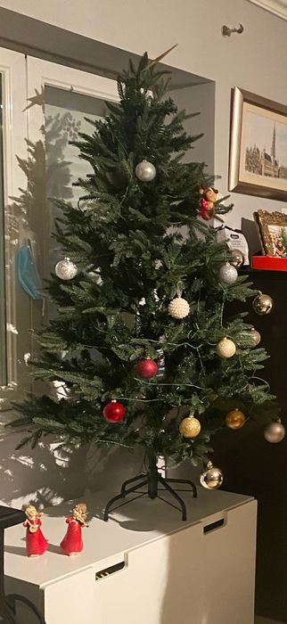 Arvore de Natal com luzes incorporadas