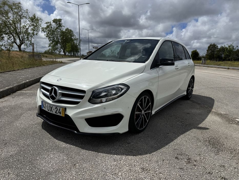 Mercedes-Benz Classe B 180 CDI AMG Line | Caixa Automática | 139 cv | Full Extras