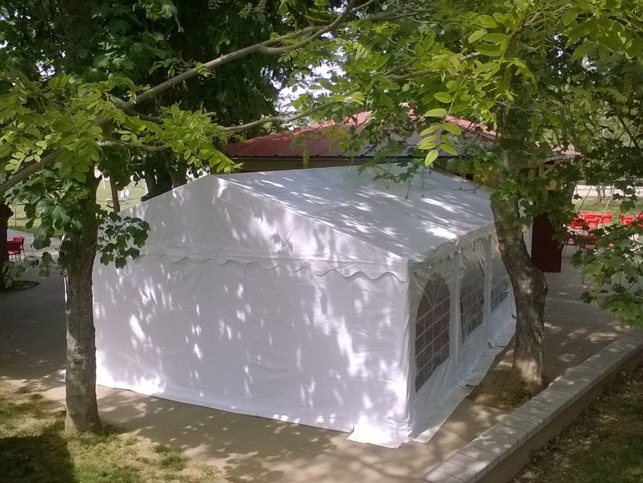tenda impermeável festas