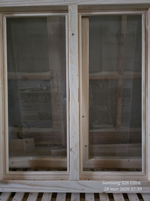 Okno drewniane 90 x 100