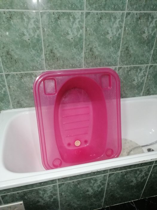 Banheira bebé de plástico, para adaptar a banheira.
