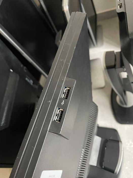 Монітор 24" Dell P2411Hb Full HD 1920x1080 Б/В є 6 шт