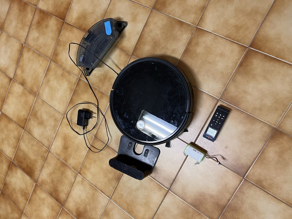 Aspirador robot (ler descricao)