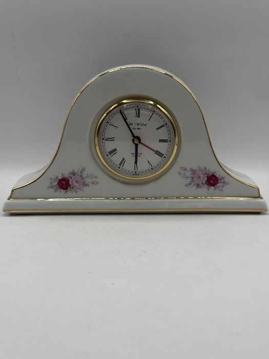 Porcelanowy, elegancki zegar kominkowy w róże Wm Widdop