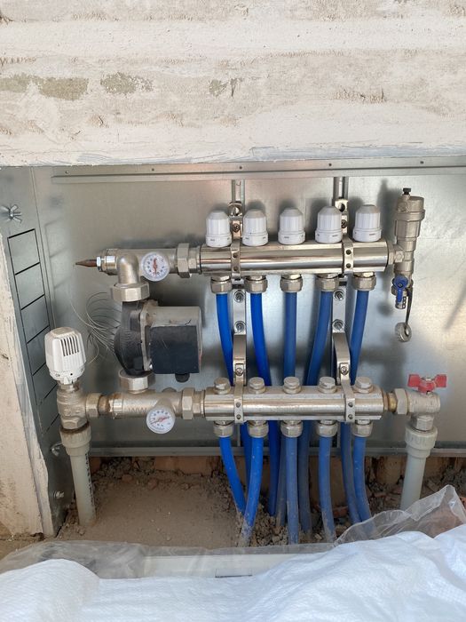 Продаж квартири,центр, новобудова,кромакс буд,три кімнати, таунхаус