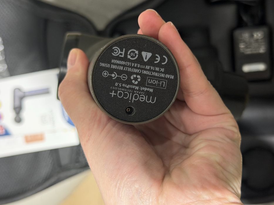 Перкуссионный ручной массажер MEDICA+ MassHand Pro 5.0 (Japan)