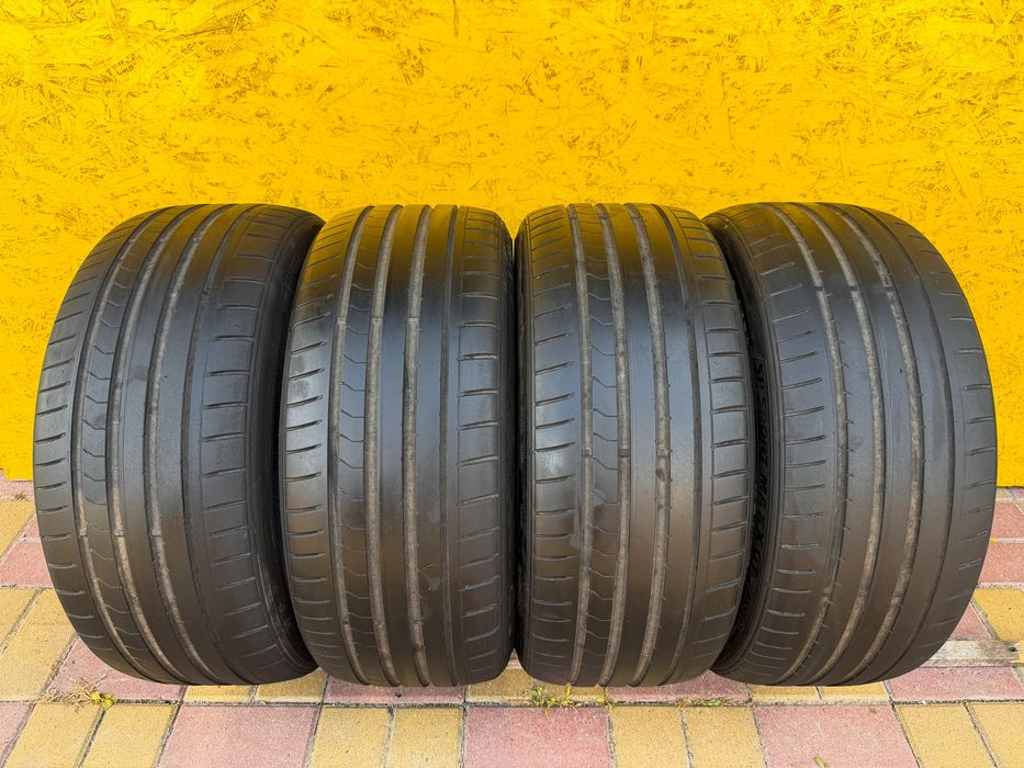 Шини Резина 225.35 R19 Dunlop Літо