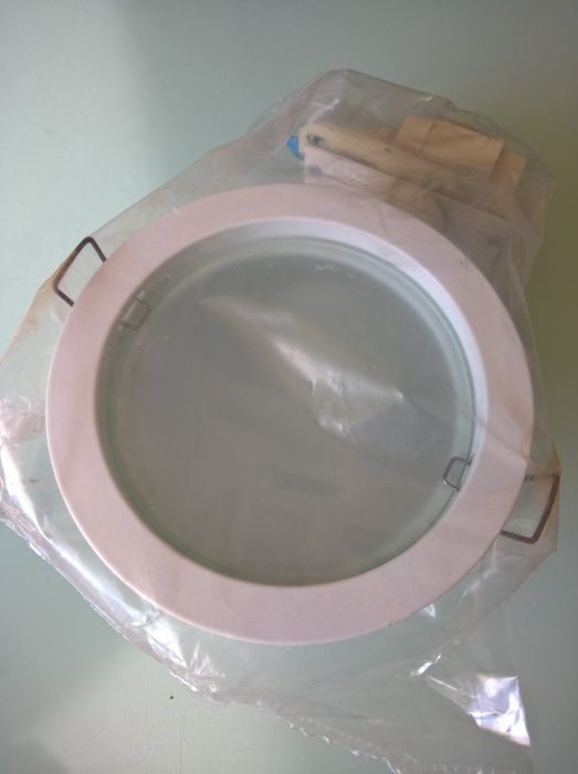 6 projectores iluminação + vário material eléctrico