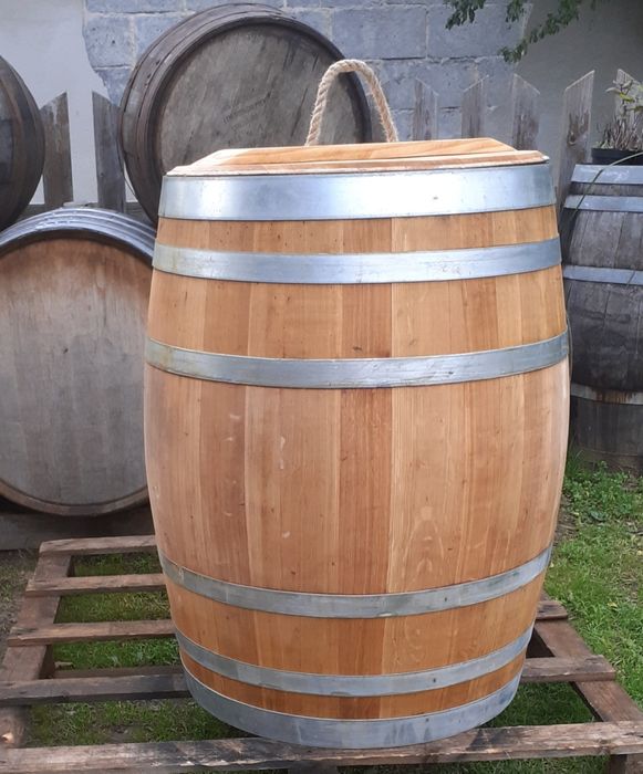 Beczka drewniana dębowa szczelna 225 litr