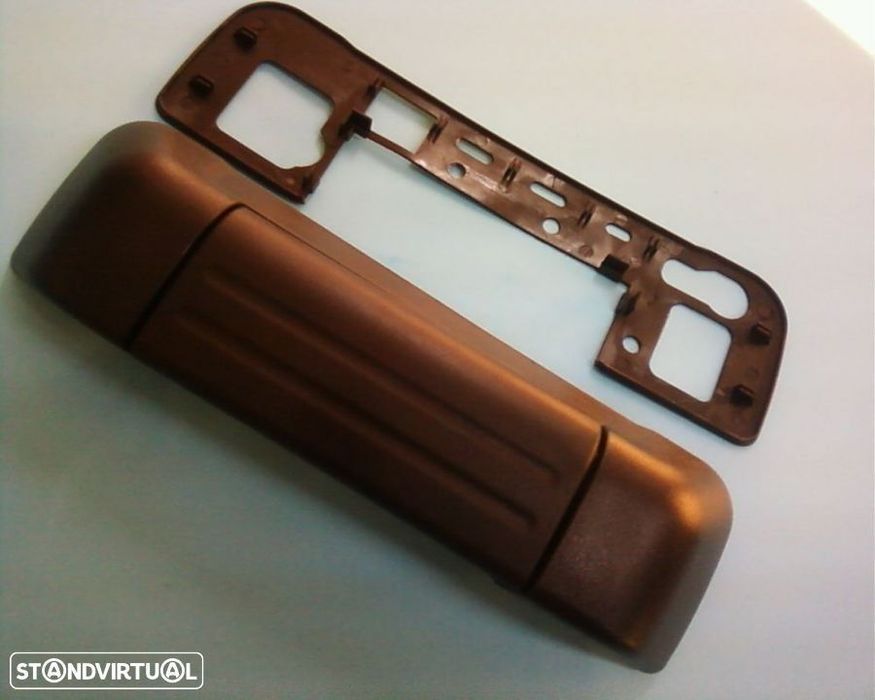 puxador tampa mala suzuki grand vitara 98-2005(NOVO)