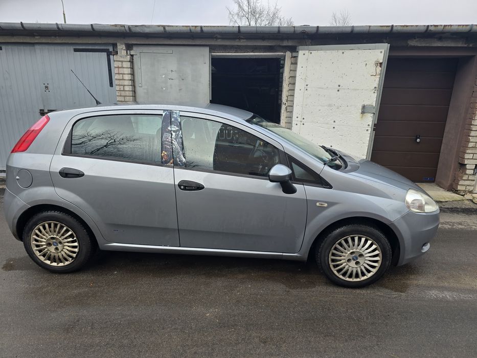 Sprzedam Fiata Grande Punto