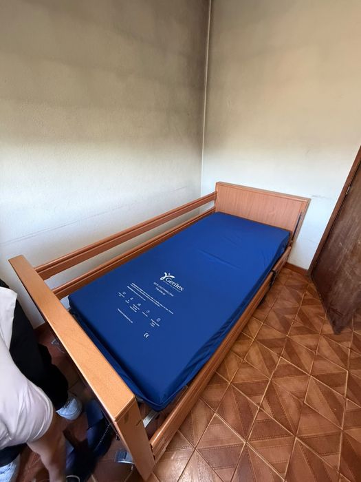 Cama Elbur PB 331 + colchão