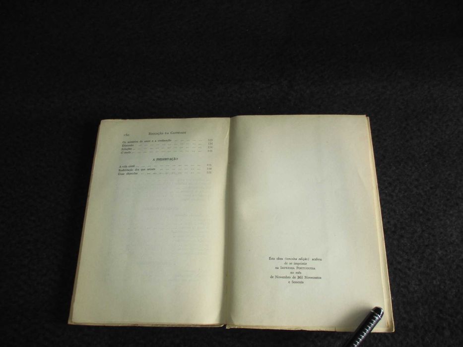 Livro Educação da Castidade R. P. Ruiz Amado S. J. 1960