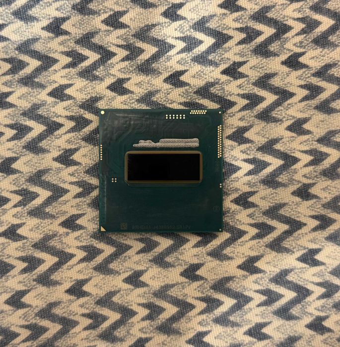 Продам процессор для ноутбука Intel Core i7-4810MQ (SR1PV)