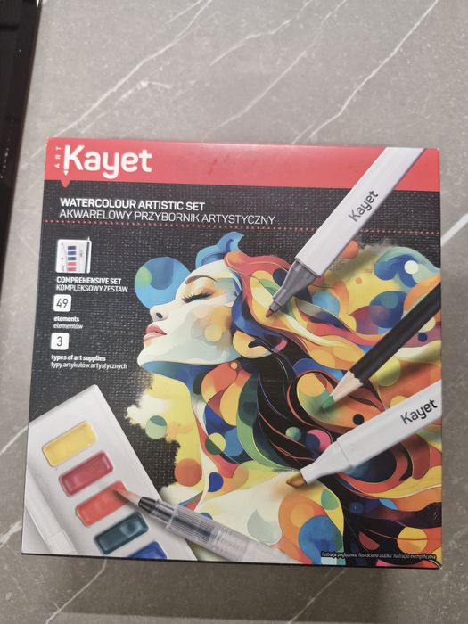 Duzy zestaw kayet  akwarelowy przybornik 49 elememtow