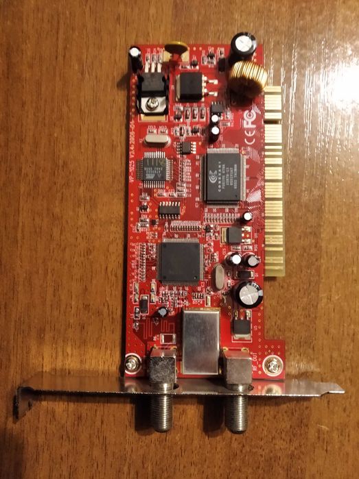 Супутниковий тюнер - карта в комп'ютер Twinhan DTV 1025