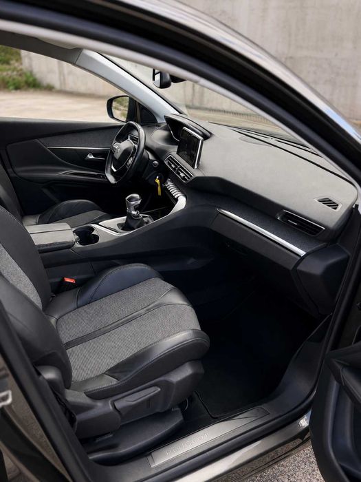 PEUGEOT 3008 1.6 BlueHDi Allure * DESDE 286€/MÊS*