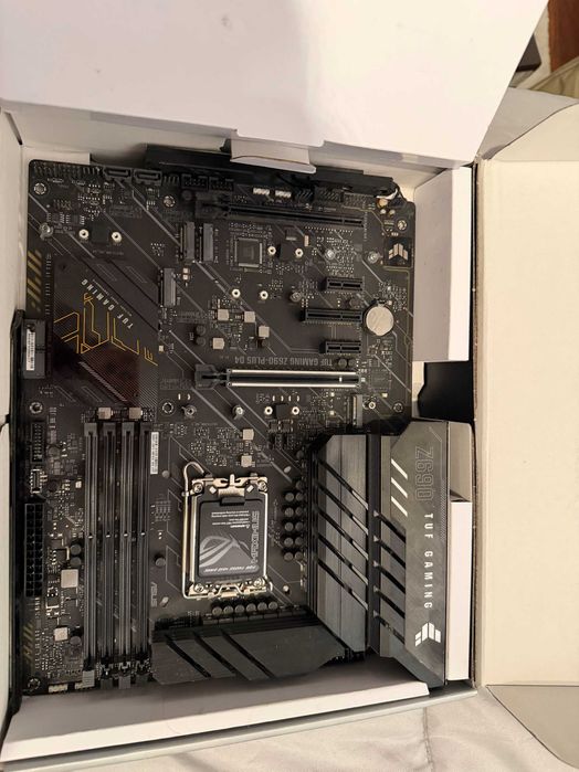ASUS TUF GAMING Z690-PLUS D4 Motherboard – €249