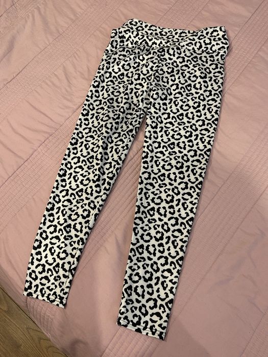 Спортивні лосини пуш-ап білий леопард . Розмвр М