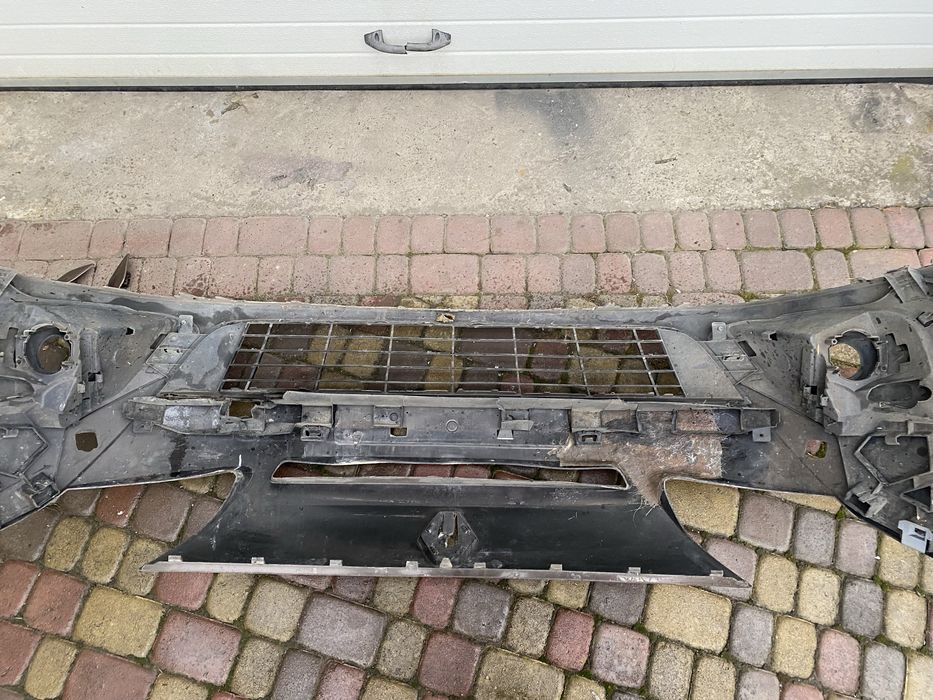 Бампер рено гранд сценік 3 з 2010 р.в