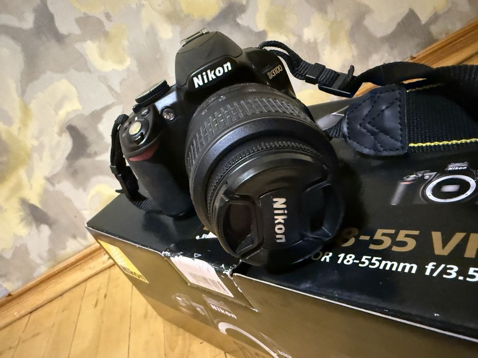 Фотоапарат Nikon D3100