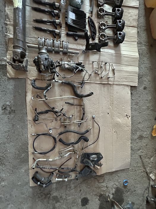 Детали двигателя на Mitsubishi L200 2015 - 2019 2.4 did