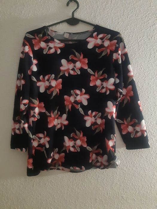 Elegancka bluzka damska w kwiaty S M L NOWA