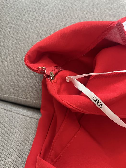 Sukienka na jedno ramię czerwona ASOS