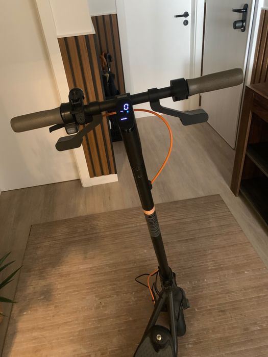 Trotinete elétrica Segway Ninebot Kickscooter F40I