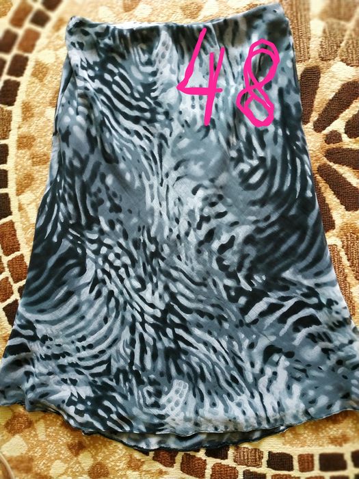 Продам спідниці 48